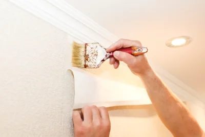 Pose de papier peint au Pertre — revêtements muraux et toiles de verre